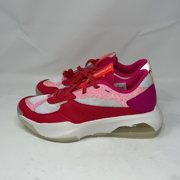 Jordan Women’s Air 200E SZ 9 - Picture 2 of 9